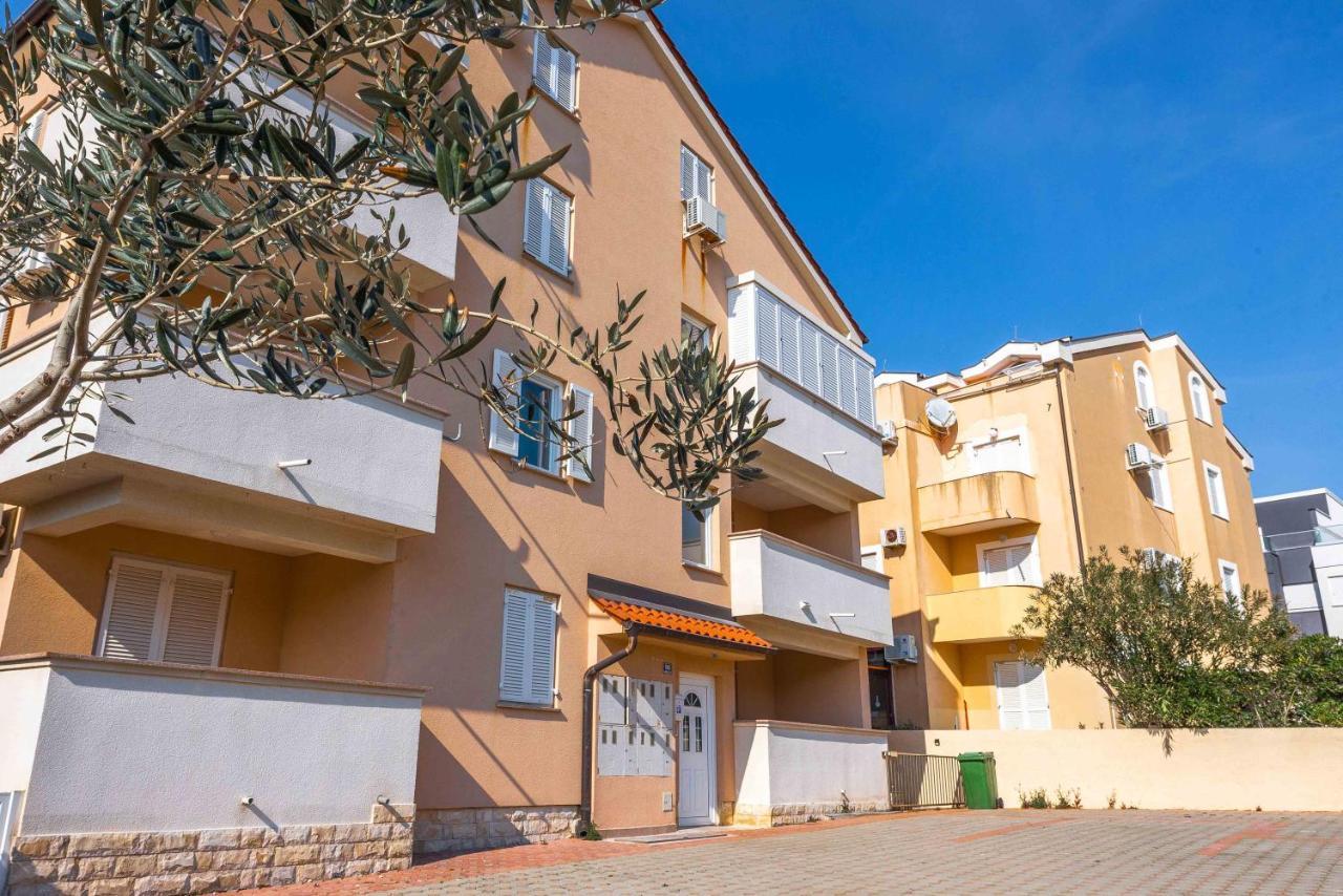 Apartment Hannah Novalja Exterior photo